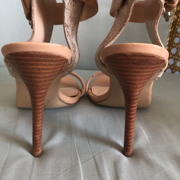Guess nude color stiletto high heel ankle strap shoes size 8.5 glam sexy party - Picture 6 of 15